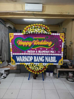 Papan Bunga di Cluster Harapan Indah