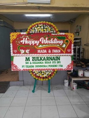Papan Bunga di Cluster Harapan Indah
